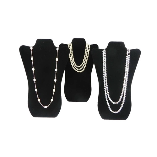 China Fashion hot selling velvet jewelry display for necklace bust from China manufacturer