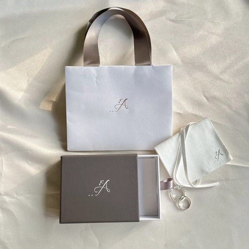 Ins popular drawer paper box jewelry packaging box with pouch and pad inside