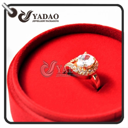 JCK hot vente mignonne petite boîte ronde de velours rond avec la couleur de personnalisation et insertion faite par Yadao.