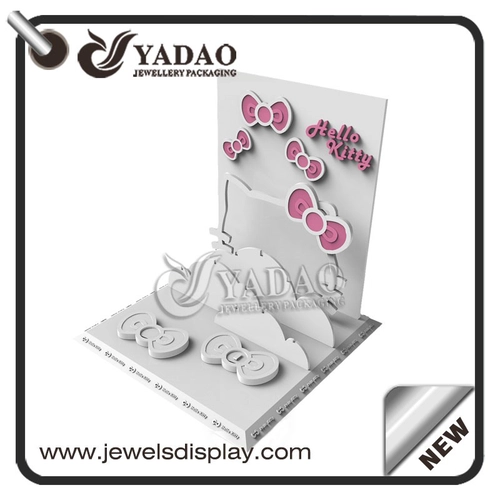 China OEM/ODM Hello Kitty style jewelry display set suitable for exhibiting women's jewelry and girl's jewelry. manufacturer