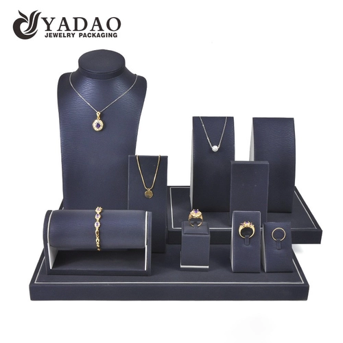 Conjunto de exhibición de joyería de cuero de PU con gama alta