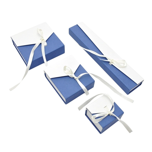 Großhandel Luxus Blue Jewelry Geschenkbox Papier mit weißen Magnetdeckel Seidenband für Mädchen Frauen Schmuck Phantasie Papier Box Set