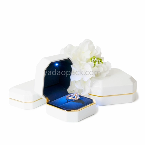 China Yadao luxury LED light box jewelry packaging box china supplier box manufacturer