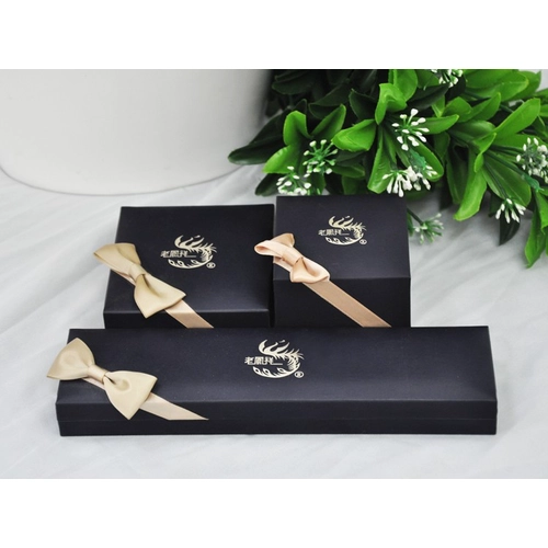 hochwertigen Schmuck Kunststoff-Box Schmuck-Box-Verpackung in Soft-Touch-fertigen mit schönen bowknot