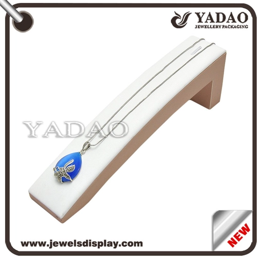 China fine fashionable designable classical OEM, ODM available wholesale mdf coated with pu leather/velvet bracelet display stands manufacturer