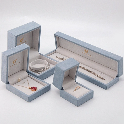 porcelana Joya de plástico de terciopelo granular marco grueso Joya de joyería Caja de empaquetado Arete Bangle Bracelet Box fabricante