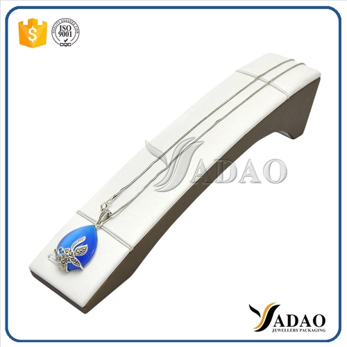 traditional adorable size color customized moq sale multi-used stands holder for pendant neaklace pendant chain