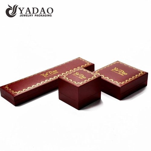 Caja de plasitc de color oscuro hecha a mano al por mayor personalizada única con caja de pendiente con logotipo de estampado en caliente / caja de anillo / caja de collar