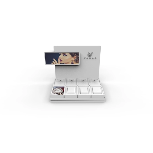 montre / bracelet d'affichage en blanc neige