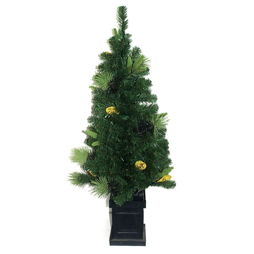 BEST SELLING 4.5' PVC GREEN ENTRYWAY TREE WITH CLEAR LIGHTS