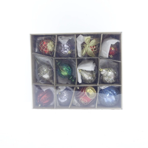 High Quality custom Colorful plastic xmas indoor ornament