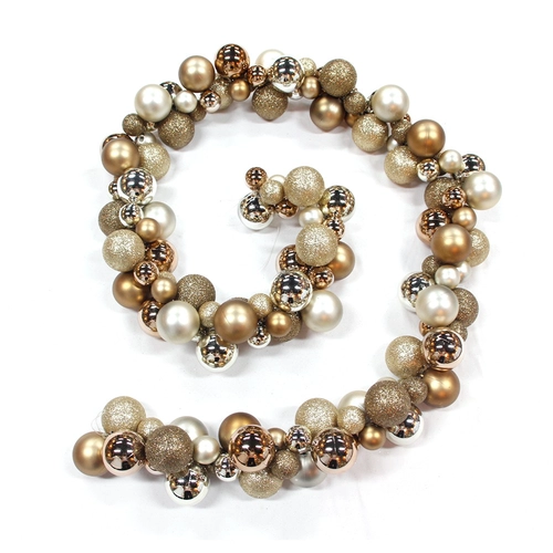 New Type Hot Selling Plastic Xmas Ball Garland