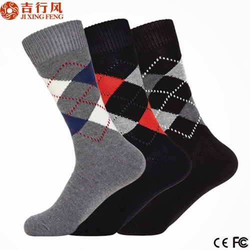 El mejor proveedor de calcetines en China, enrejado de diamante por mayor de algodón baratos calcetines