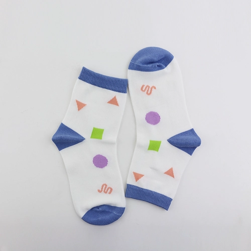 Miglior prezzo Fabbrica di calzini a maglia neonata, fornitori di calze di caramelle neonate