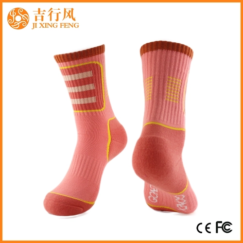 Mode gestrickte Sportsocke Lieferanten und Hersteller China Großhandel Frauen Sportsocken