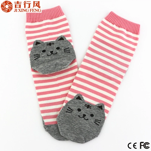 hot sale popular styles of women animal fun socks,made of cotton