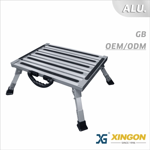 XG-122 【ALUMINIUM】 Échelle pour camping-car