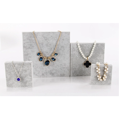 Unique handmade necklace display stand necklace holder with reasonable price China supplier