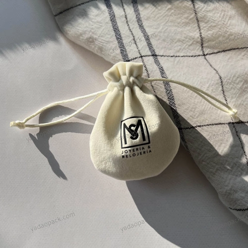 China Yadao Beige Velvet Microfiber Gift Bag Jewelry Pouch  manufacturer
