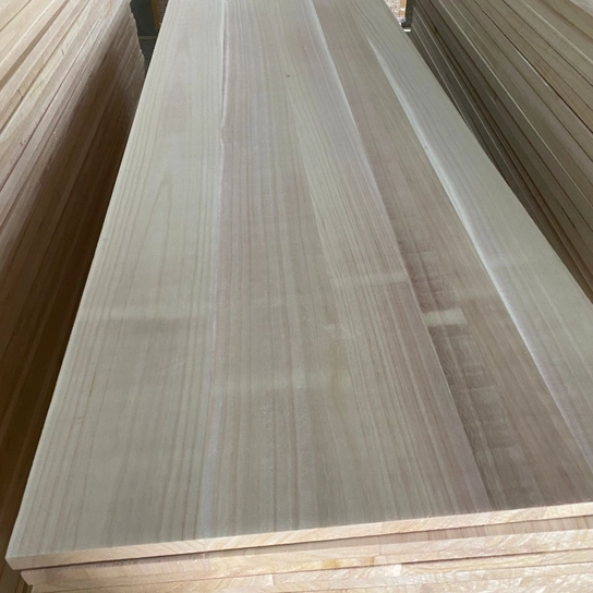 China edge glued solid straight panels made of Poplar and Paulownia wood for beekeeping equipment beehive frames and hive boxes with Sanded surface and no warping manufacturer