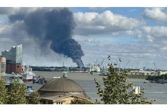 China Fire and Explosion at Hamburg Port: Several Injured, Major Highway Closed Freight Forwarder