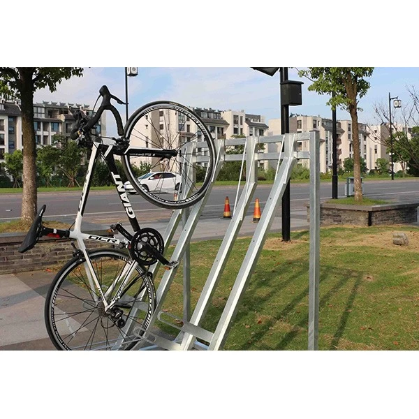 China Outdoor 4 Bikes Galvanized Semi Bicycle Racks manufacturer