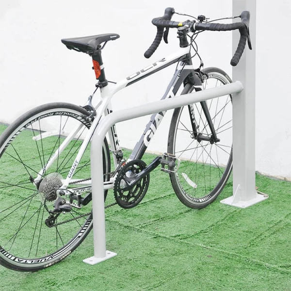 China Opstaande koolstofstalen ruimtebesparende fietsenrekken met twee niveaus fabrikant