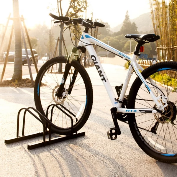 China Metal Sports Fat Bike Secure Parking Storage Slot Cycle Display Stand manufacturer