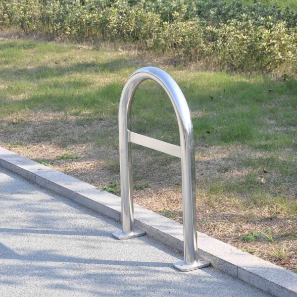 Cina Outdoor Stand up Supporto per bici da strada a forma di U Supporto per bici da esterno Rastrelliere per biciclette da parcheggio in acciaio produttore