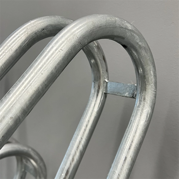 porcelana Ideas para portabicicletas al aire libre con solución de almacenamiento de metal fabricante