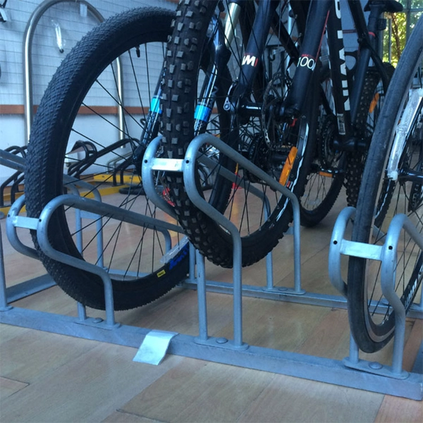 Chine Porte-vélos à fente pour garage fabricant
