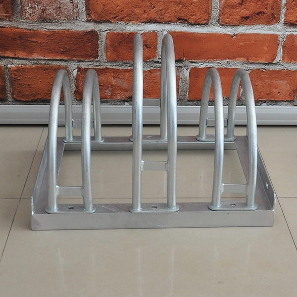 China Hoher, niedriger Fahrradständer zum Abstellen von 3 Fahrrädern Hersteller