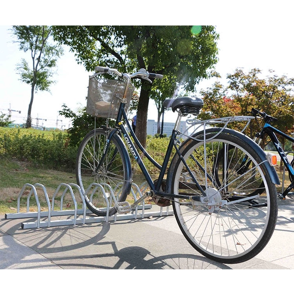 Cina Portabiciclette per 5 biciclette produttore