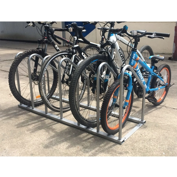 Chine Support de sol pour vélo Organisateur de rangement pour garage de stationnement Porte-vélos Argenté fabricant