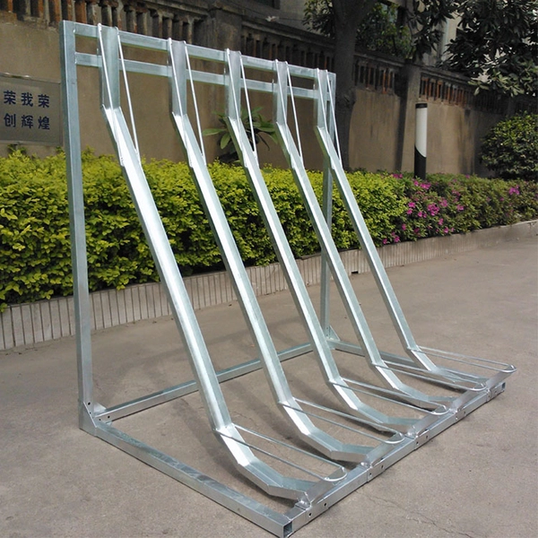 Chine Support semi-vertical pour 5 vélos avec rangement et parking pour l'extérieur fabricant