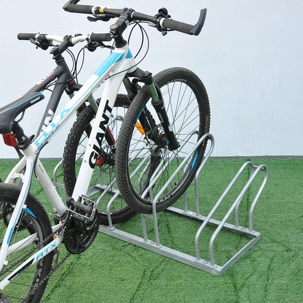 China 4 Bikes Parking High Low Bike Rack manufacturer