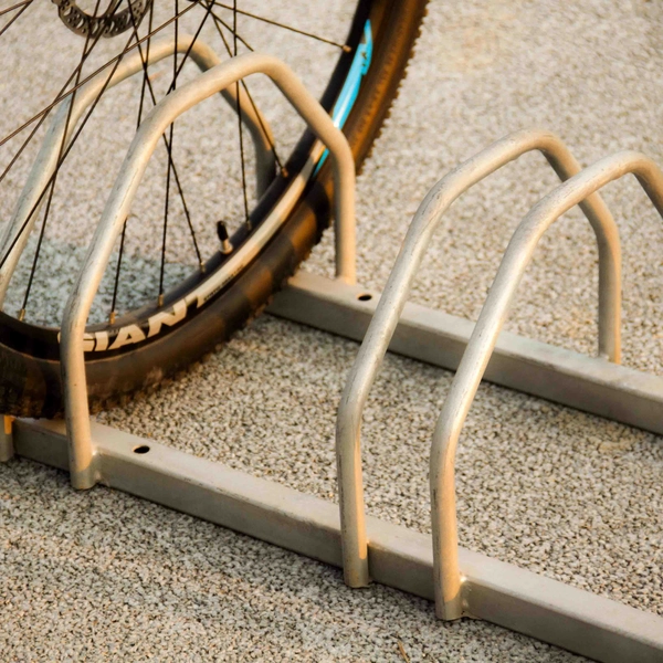 Cina Garage per pavimenti Multiple Bike Storage Back Display Stand produttore
