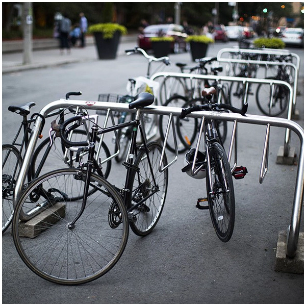 China Buitenfietsenrekken Driehoekhanger Fietsenrek fabrikant