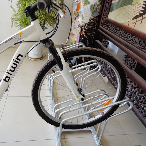 China Suporte para bicicletas Lo-hoop da linha de tráfego / pacote plano compacto 4 suporte para bicicletas galvanizado fabricante