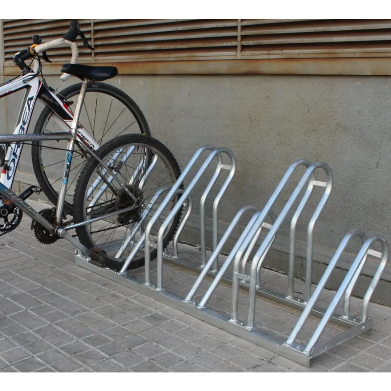 China Outdoor Bike Storage Rack 4 Bikes High Low manufacturer