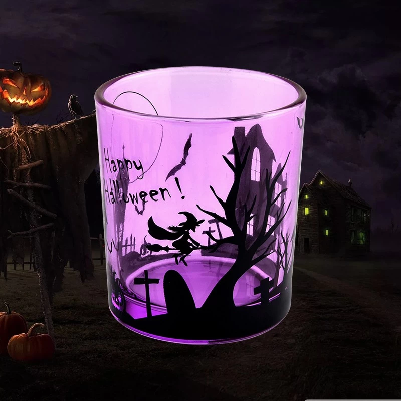 Tarro de vela de cristal con graffiti de halloween de color morado claro personalizado