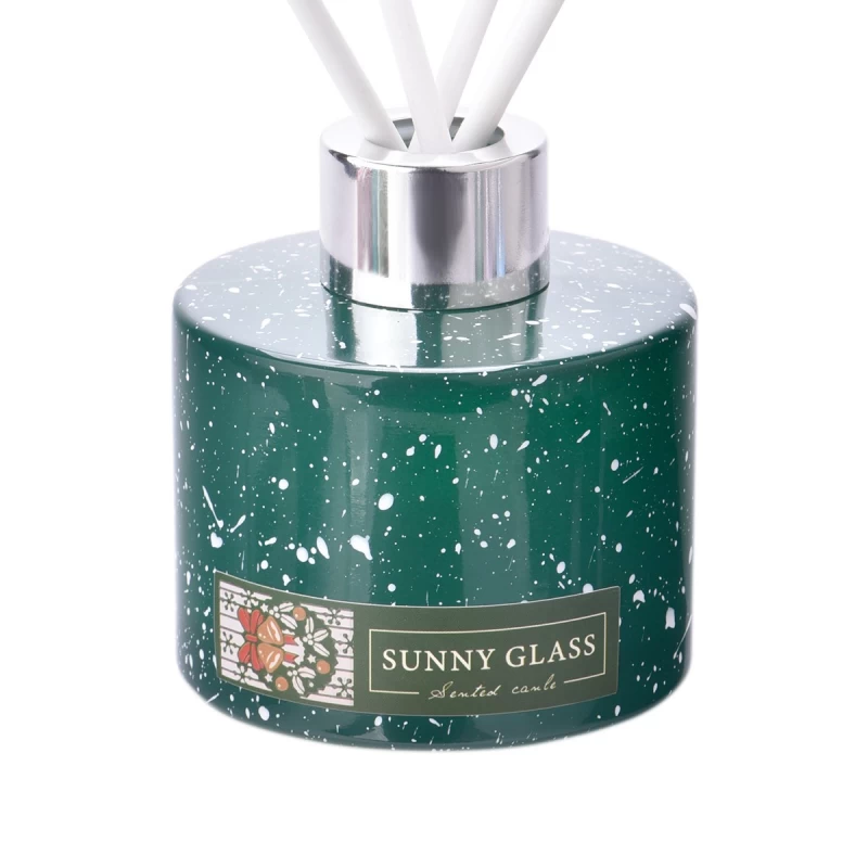 Wholesale Premium Dark Green Christmas Glass Diffuser Bottles 
