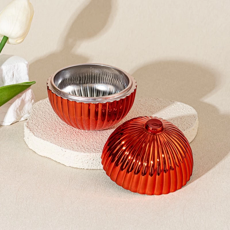4-Ounce Spherical Christmas Red Glass Candle Jar na may Lid Wholesale