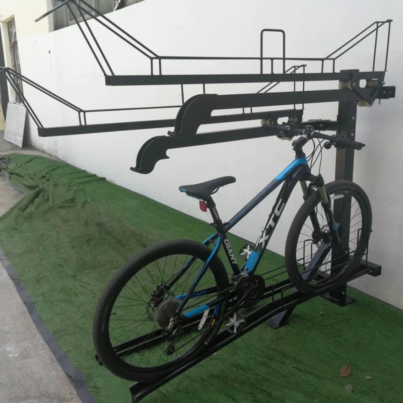 China Creatieve outdoor aluminium twee tier fietsrek vloerstandaard voor alle fiets parkeren fabrikant