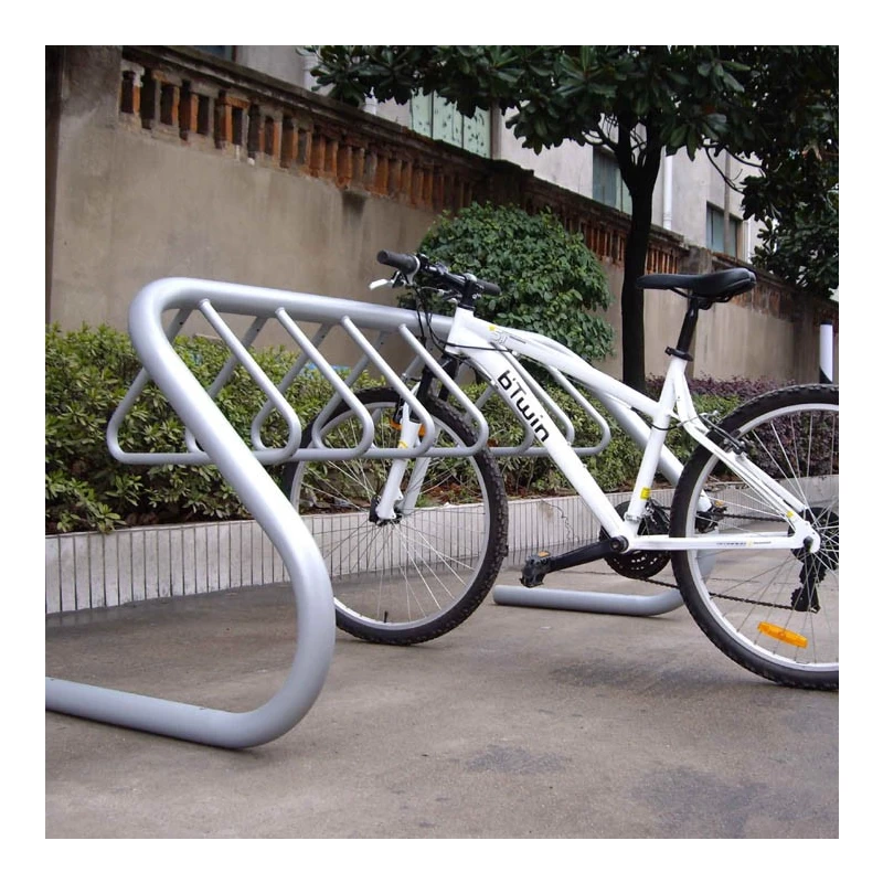 China Floor Type Stainless Steel Triangle Loop Bike Parking Rack Stand manufacturer