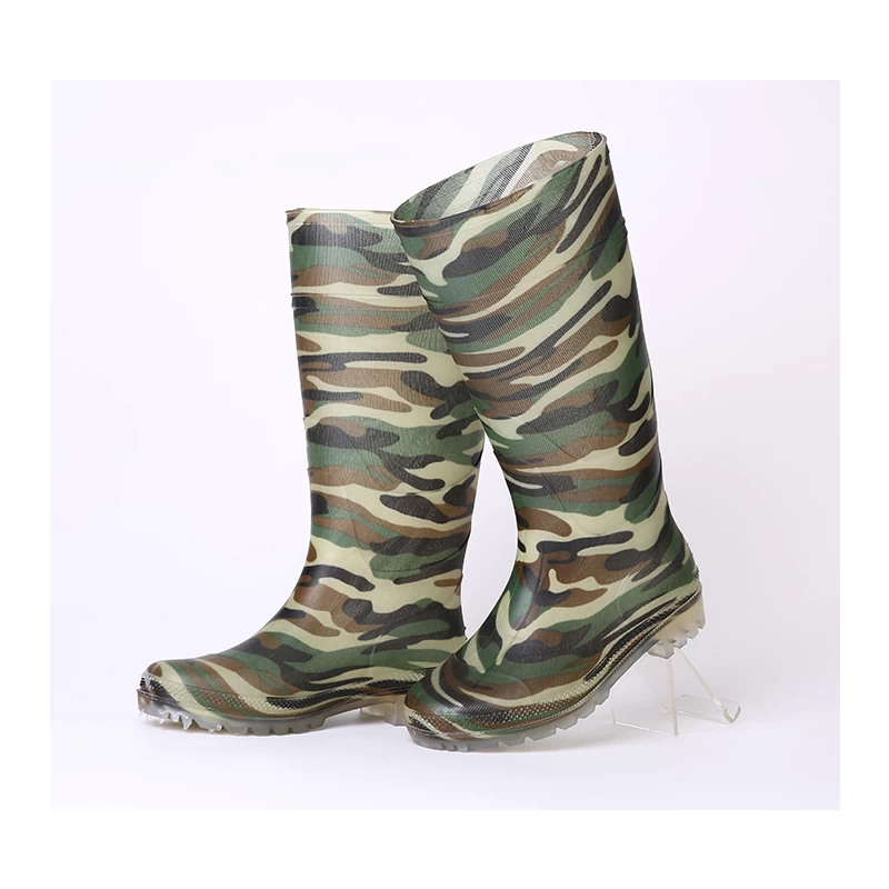 China 101 non safety camouflage pvc rain boots manufacturer