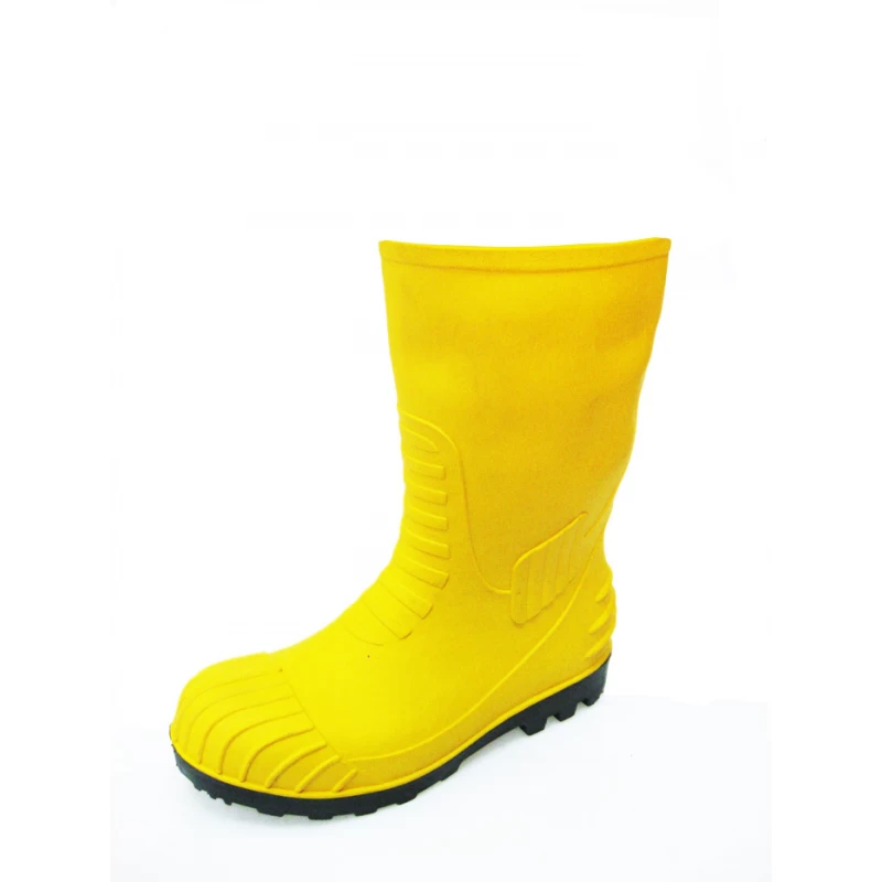 China 2017 new design PVC injection safety rain boots manufacturer