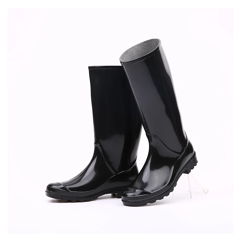 China 202-1 black shiny women rain boots manufacturer