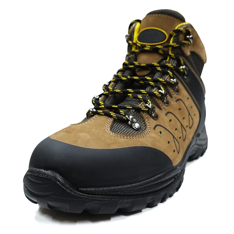 China BTA039 Metal free composite toe puncture resistant leather safety boots manufacturer