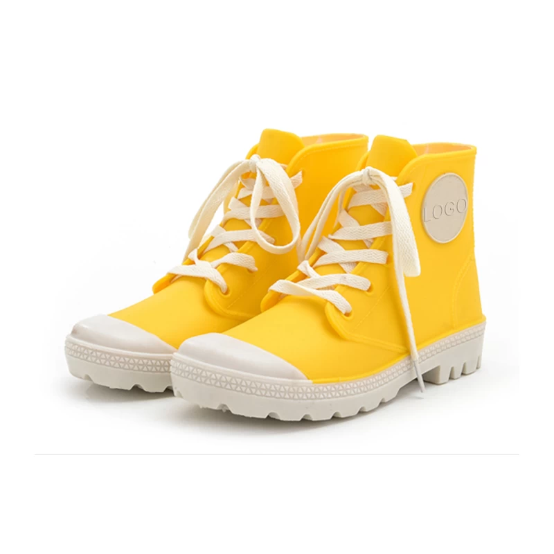 中国 柠檬黄色时尚脚踝高花边 pvc 雨鞋 制造商